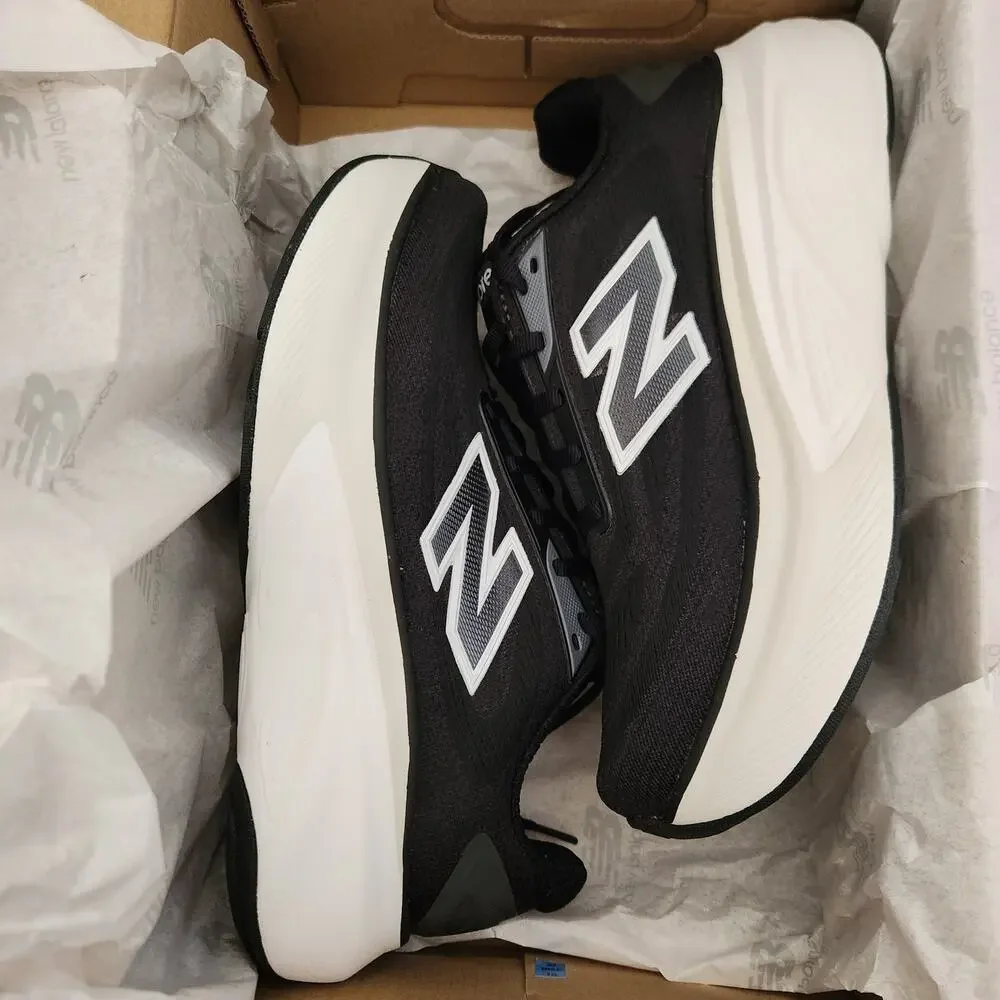 New Balance Women's Fresh Foam X More V6 Running Shoe, 8 W - Picture 9 of 10